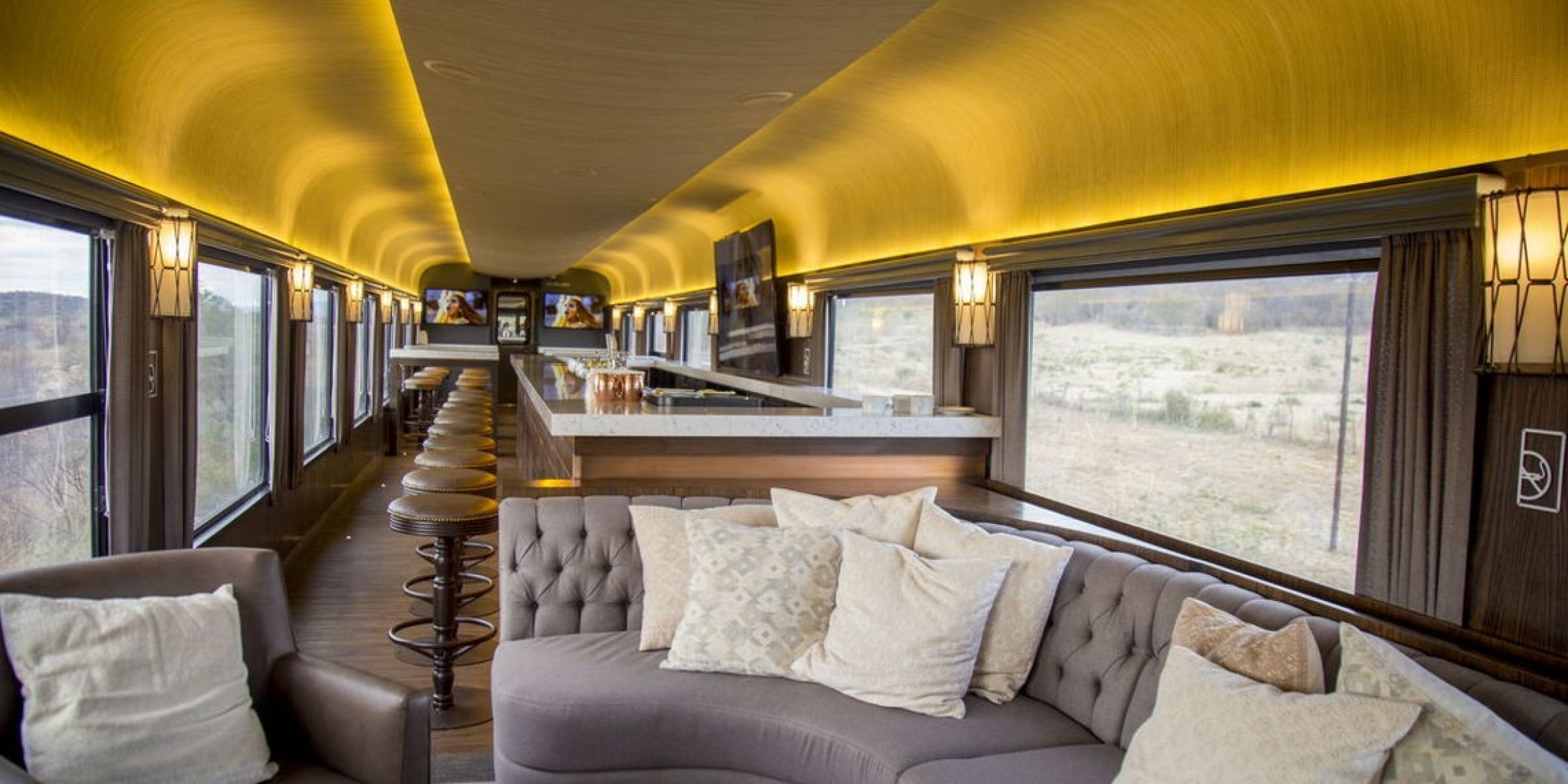 Lounge car