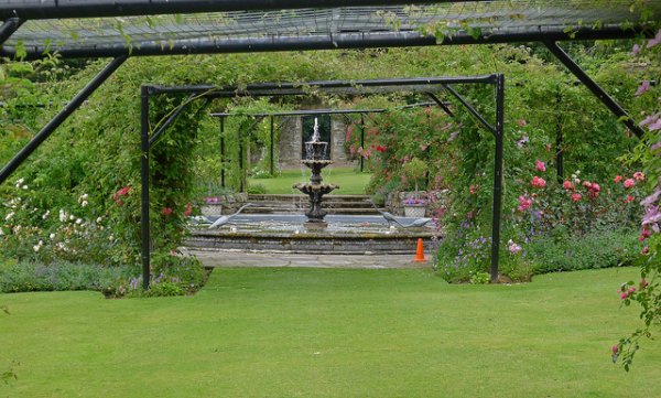 Ballindalloch Castle