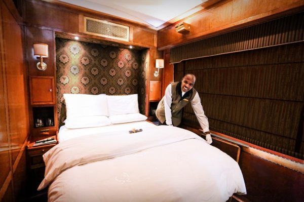 Double cabin