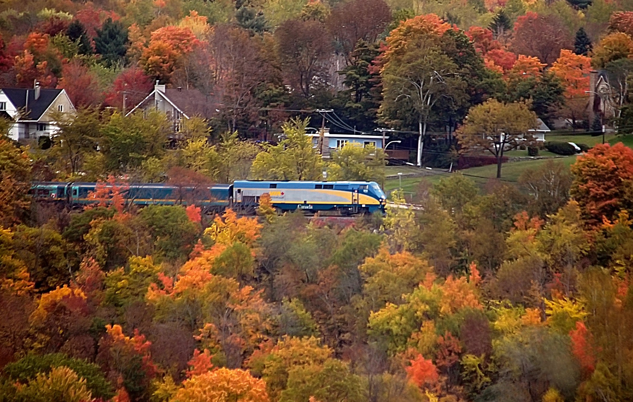 Canada colours in the Fall - © VIA Rail Canada Train
